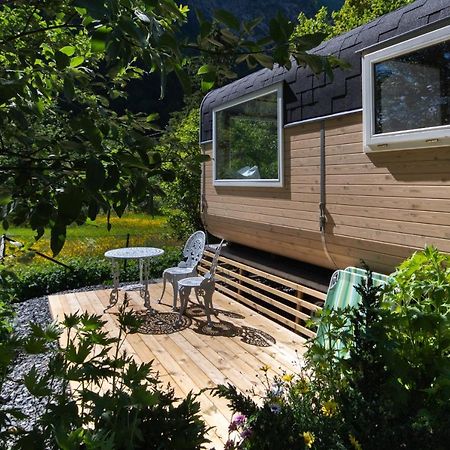 Tiny House With Terrace Villa Flam Exterior photo