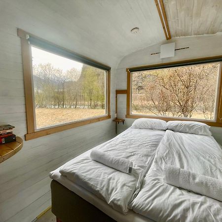 Tiny House With Terrace Villa Flam Exterior photo
