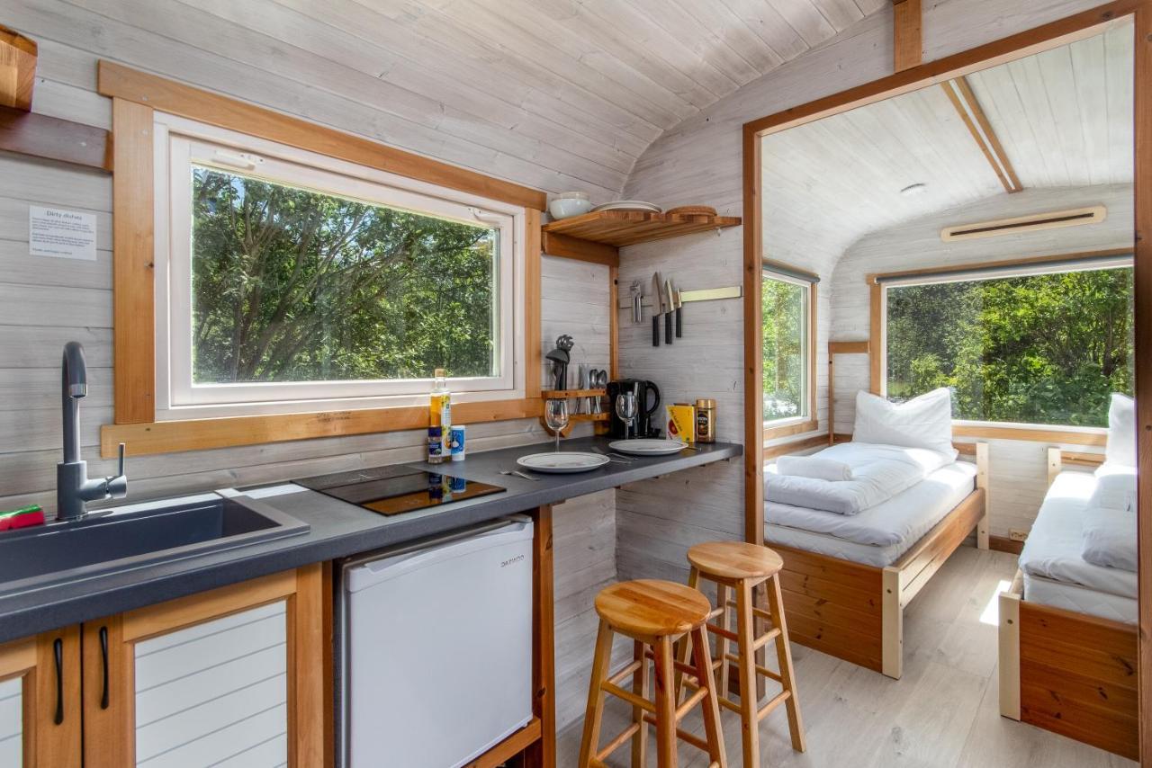 Tiny House With Terrace Villa Flam Exterior photo